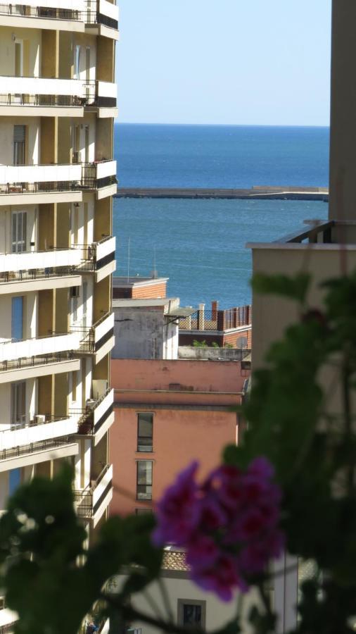 Luna Rossa Rooms Cagliari Exteriér fotografie